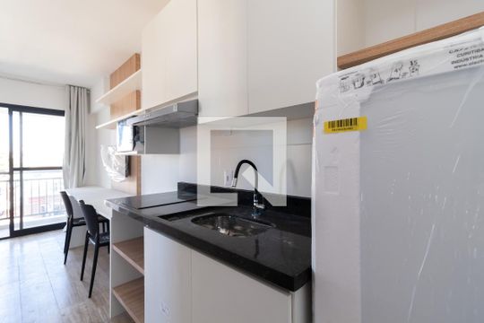Cozinha de apartamento à venda com 1 quarto, 25m² em Jardim São Paulo(zona Norte), São Paulo