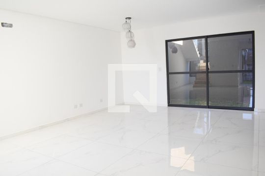 Sala de casa para alugar com 3 quartos, 152m² em Xaxim, Curitiba