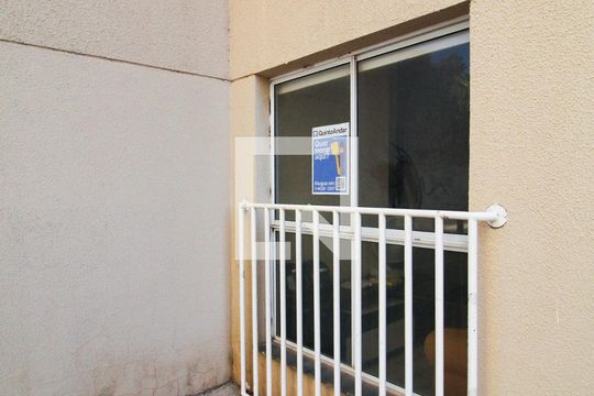 Fachada do bloco de apartamento para alugar com 2 quartos, 51m² em Vila Helena, Sorocaba
