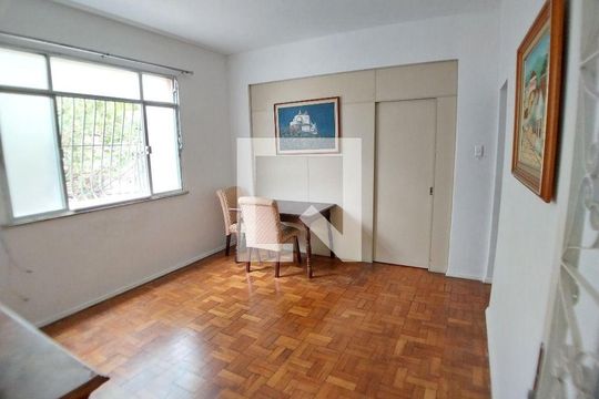 Casa à venda com 3 quartos, 168m² em Icaraí, Niterói