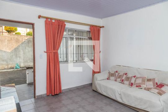 Casa à venda com 2 quartos, 94m² em Taboão, Diadema