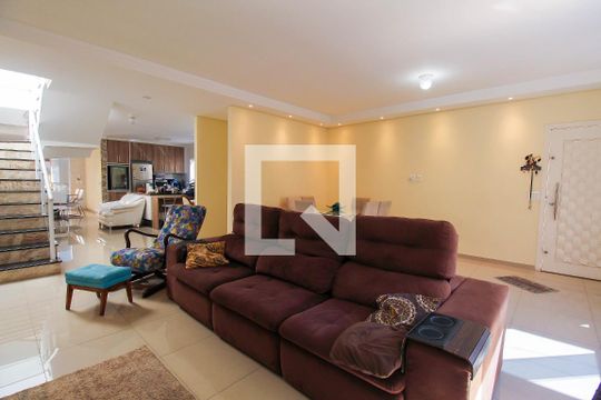 Sala de casa à venda com 5 quartos, 270m² em Cidade Mãe do Céu, São Paulo