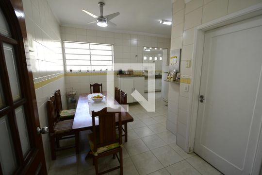 Sala 2 de casa à venda com 5 quartos, 250m² em Botafogo, Campinas