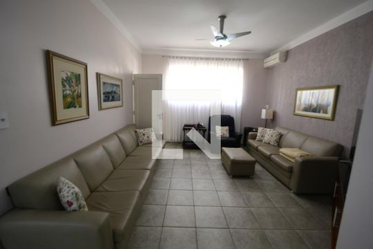 Sala 1  de casa à venda com 5 quartos, 250m² em Botafogo, Campinas