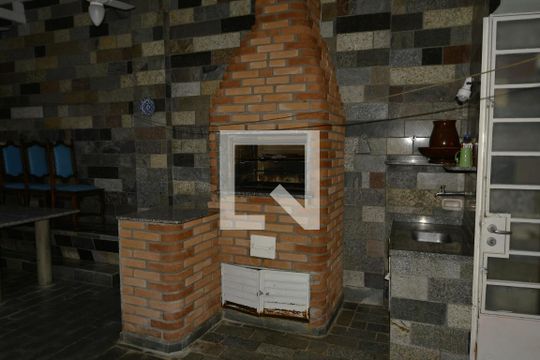 Churrasqueira de casa à venda com 5 quartos, 250m² em Botafogo, Campinas