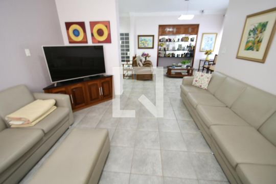 Sala 1  de casa à venda com 5 quartos, 250m² em Botafogo, Campinas