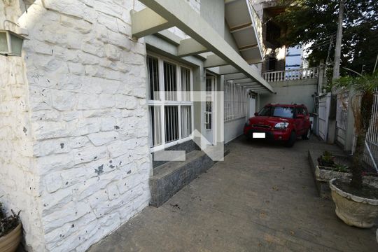 Garagem de casa à venda com 5 quartos, 250m² em Botafogo, Campinas