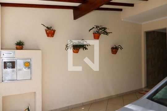Garagem de casa à venda com 3 quartos, 177m² em Cerâmica, São Caetano do Sul