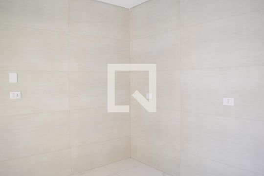 Cozinha de casa de condomínio para alugar com 3 quartos, 137m² em Xaxim, Curitiba