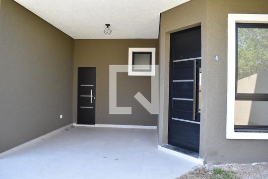 Garagem de casa de condomínio para alugar com 3 quartos, 137m² em Xaxim, Curitiba