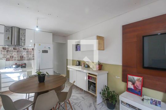 Sala/Cozinha de casa de condomínio à venda com 2 quartos, 75m² em Jardim Santa Adélia, São Paulo