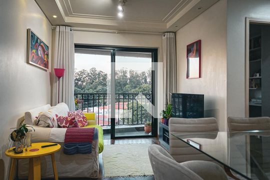 Sala de apartamento para alugar com 2 quartos, 58m² em Jardim Bonfiglioli, São Paulo