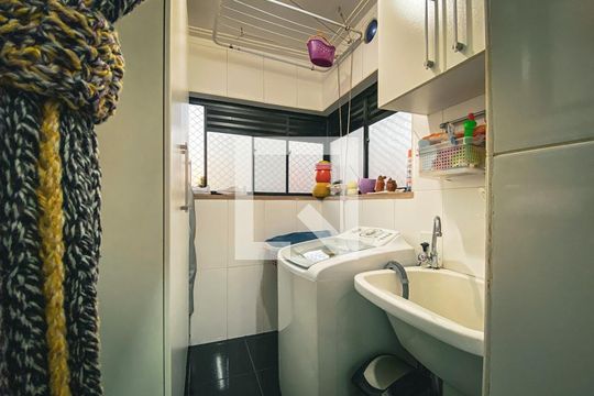 Área de Serviço de apartamento para alugar com 2 quartos, 58m² em Jardim Bonfiglioli, São Paulo
