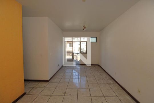 Sala de apartamento para alugar com 3 quartos, 108m² em Irajá, Rio de Janeiro