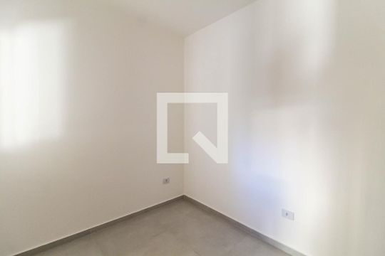 Quarto 1 de apartamento para alugar com 2 quartos, 40m² em Vila Canero, São Paulo