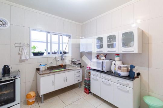 Cozinha de casa à venda com 2 quartos, 298m² em Vila Osasco, Osasco
