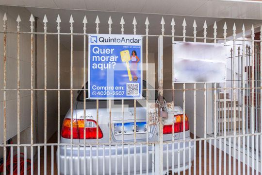 Fachada de casa à venda com 2 quartos, 298m² em Vila Osasco, Osasco