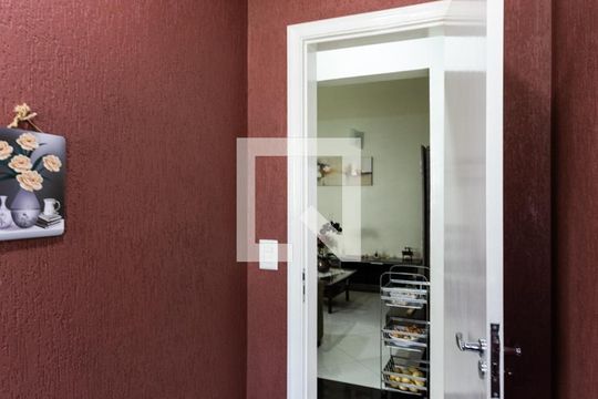 Lavabo de casa à venda com 4 quartos, 700m² em Lapa, São Paulo