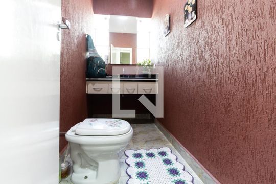 Lavabo de casa à venda com 4 quartos, 700m² em Lapa, São Paulo