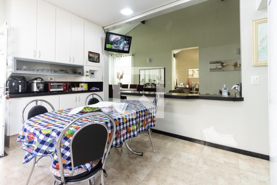 Cozinha de casa à venda com 4 quartos, 700m² em Lapa, São Paulo