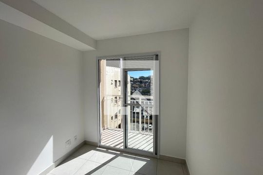 Apartamento à venda com 1 quarto, 28m² em Ferreira, São Paulo