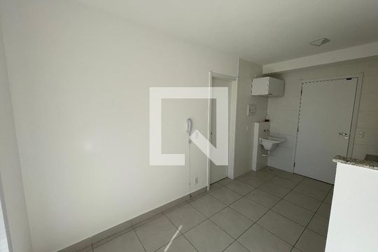 Sala de apartamento à venda com 1 quarto, 28m² em Ferreira, São Paulo
