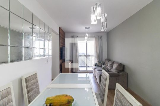 Sala de apartamento à venda com 3 quartos, 71m² em Jardim Celeste, São Paulo