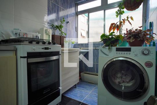 Cozinha e Área de Serviço de apartamento para alugar com 1 quarto, 42m² em Passo da Areia, Porto Alegre