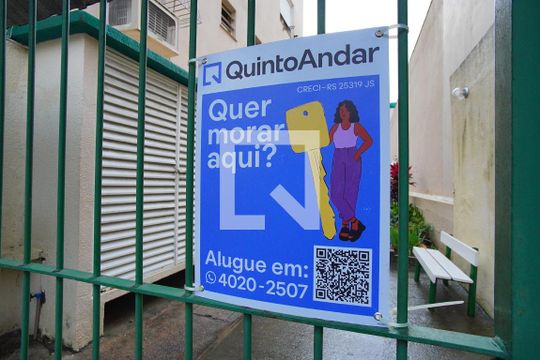 Plaquinha de apartamento para alugar com 1 quarto, 42m² em Passo da Areia, Porto Alegre
