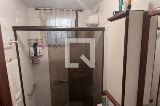 Casa à venda com 3 quartos, 176m² em Camboinhas, Niterói