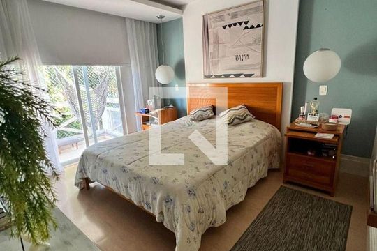 Casa à venda com 4 quartos, 175m² em Ingá, Niterói