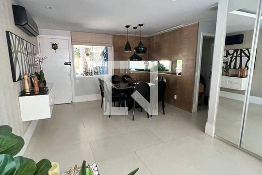 Casa à venda com 4 quartos, 175m² em Ingá, Niterói