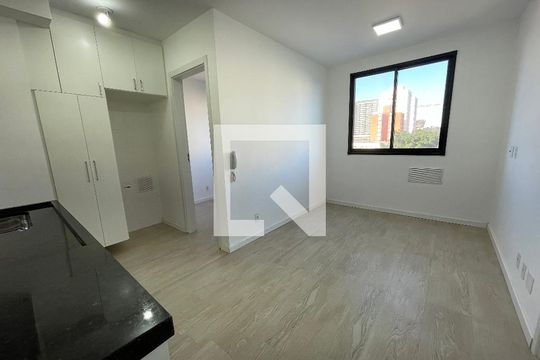 Sala de apartamento à venda com 2 quartos, 33m² em Butantã, São Paulo