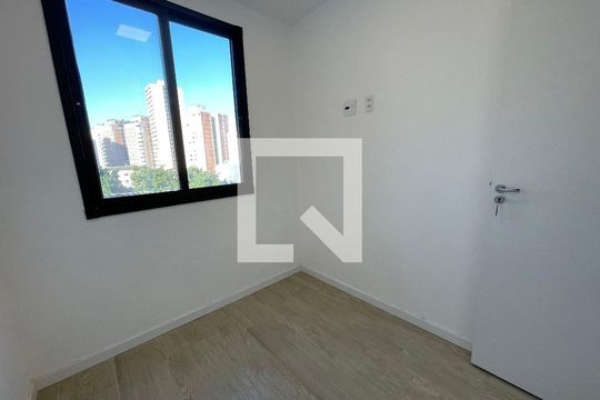 Quarto 1 de apartamento à venda com 2 quartos, 33m² em Butantã, São Paulo