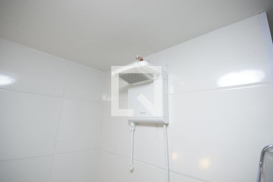 Banheiro de kitnet/studio à venda com 1 quarto, 28m² em Vila Dom Pedro I, São Paulo