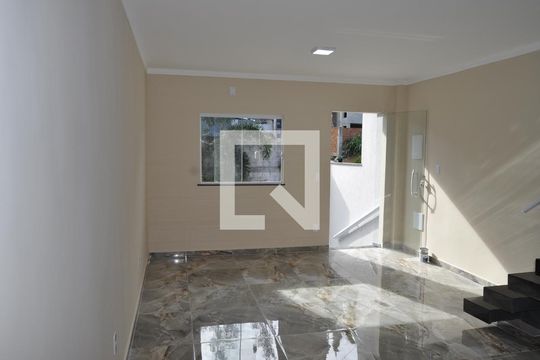 Sala de casa de condomínio à venda com 2 quartos, 144m² em Tanque, Rio de Janeiro