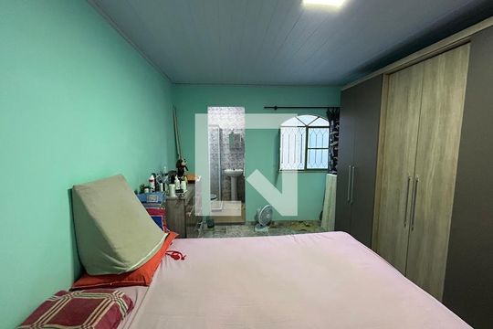 Quarto de casa à venda com 2 quartos, 120m² em Vaz Lobo, Rio de Janeiro