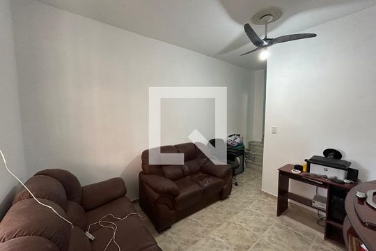 Casa à venda com 2 quartos, 120m² em Vaz Lobo, Rio de Janeiro