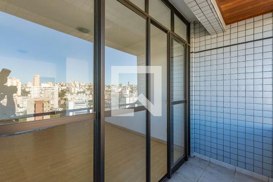 Varanda da Sala de apartamento à venda com 3 quartos, 120m² em Nova Suíssa, Belo Horizonte