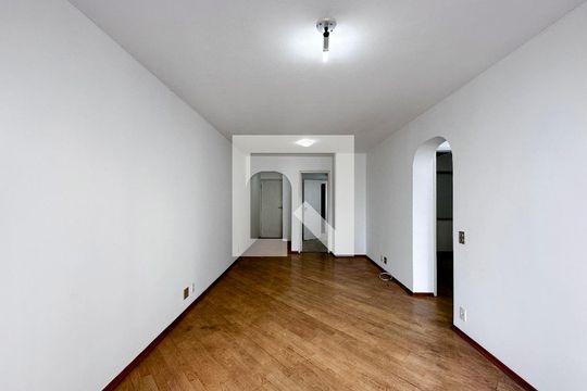 Sala de apartamento para alugar com 2 quartos, 72m² em Cidade Monções, São Paulo