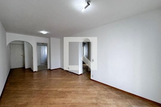 Sala de apartamento para alugar com 2 quartos, 72m² em Cidade Monções, São Paulo