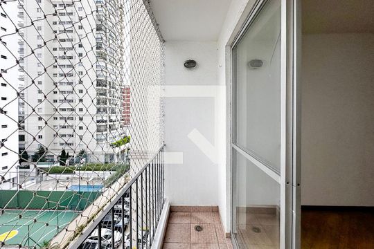 Sacada Sala de apartamento para alugar com 2 quartos, 72m² em Cidade Monções, São Paulo