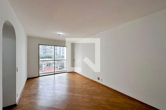 Sala de apartamento para alugar com 2 quartos, 72m² em Cidade Monções, São Paulo