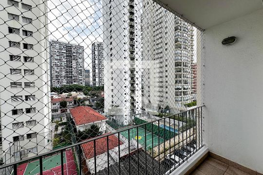 Sacada Sala de apartamento para alugar com 2 quartos, 72m² em Cidade Monções, São Paulo