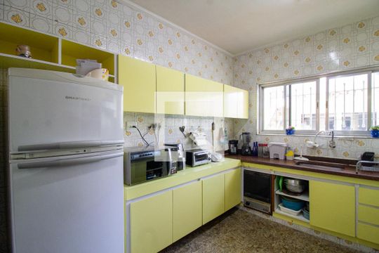 Cozinha de casa à venda com 4 quartos, 430m² em Vila Galvão, Guarulhos