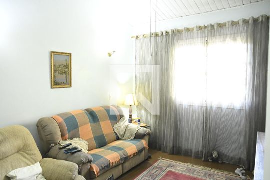 Quarto de casa de condomínio para alugar com 4 quartos, 430m² em Chácara Pavoeiro, Cotia