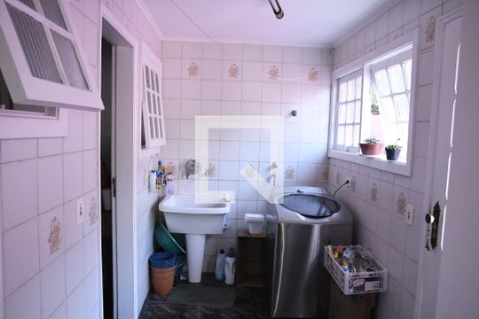 Área de Serviço de casa de condomínio para alugar com 4 quartos, 430m² em Chácara Pavoeiro, Cotia