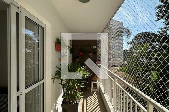 Sacada de apartamento para alugar com 3 quartos, 80m² em Jardim Ester, São Paulo