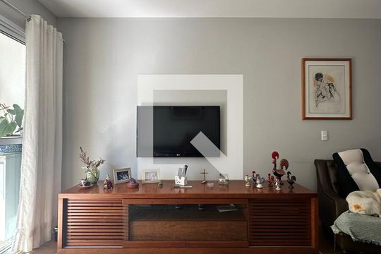 Sala de estar de apartamento para alugar com 3 quartos, 80m² em Jardim Ester, São Paulo