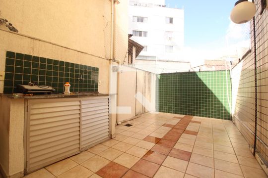 Área privativa  de apartamento à venda com 3 quartos, 130m² em Grajaú, Belo Horizonte